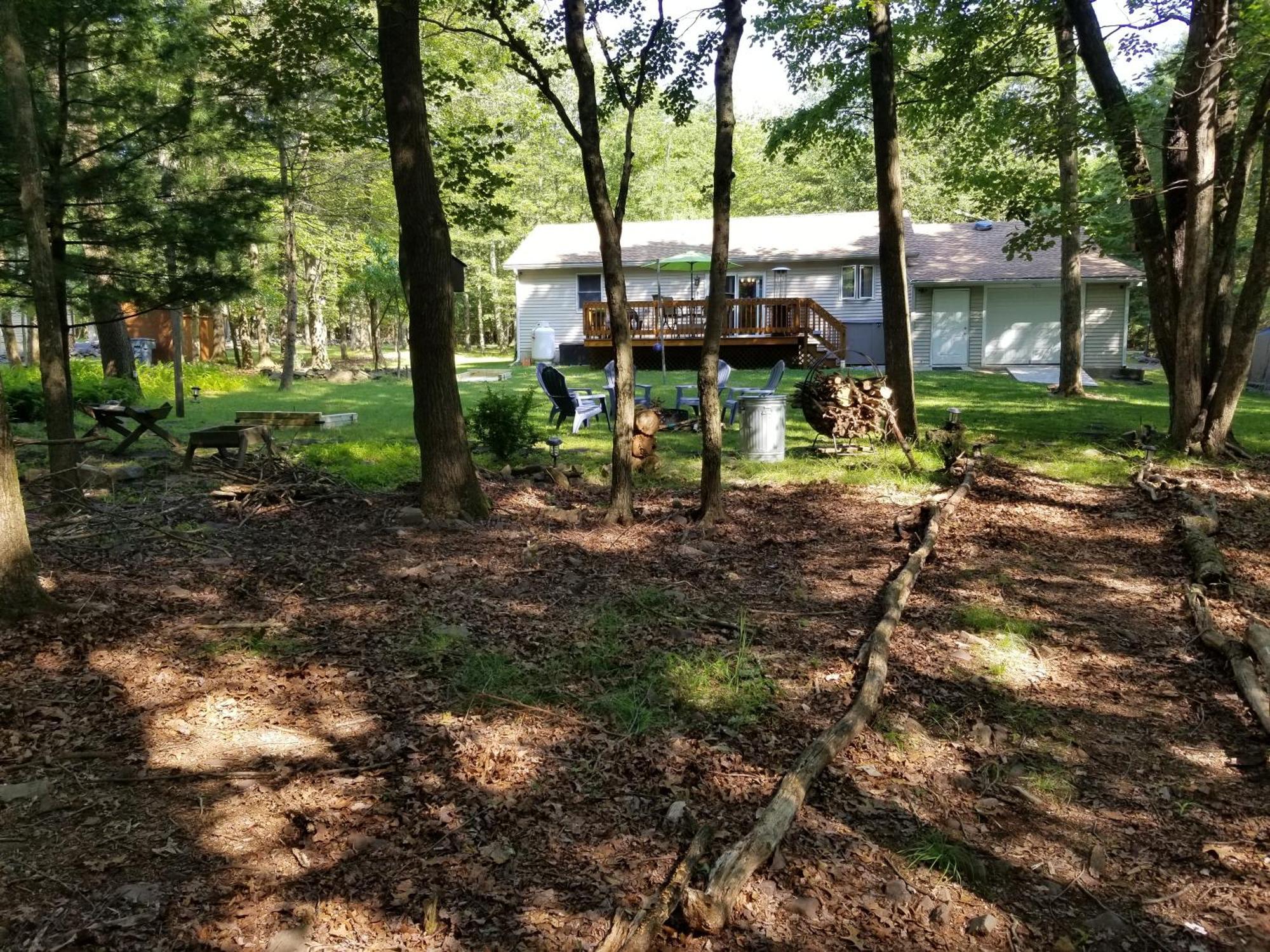 Serenity And Fun All In One In This Cozy Pocono Cabin Jim Thorpe Εξωτερικό φωτογραφία