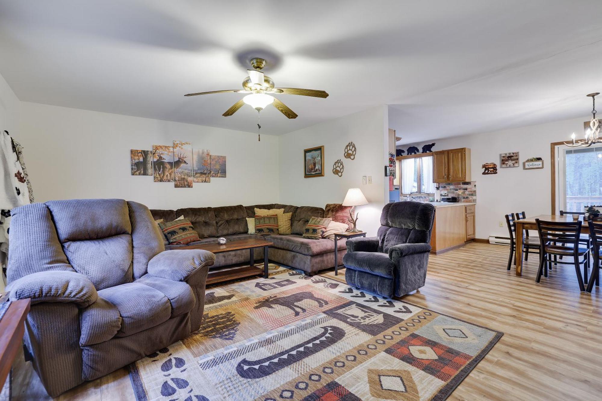 Serenity And Fun All In One In This Cozy Pocono Cabin Jim Thorpe Εξωτερικό φωτογραφία