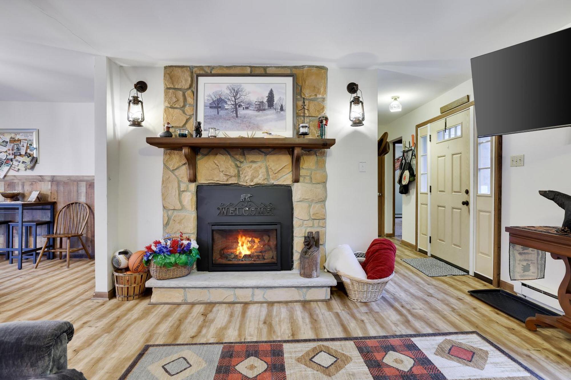 Serenity And Fun All In One In This Cozy Pocono Cabin Jim Thorpe Εξωτερικό φωτογραφία